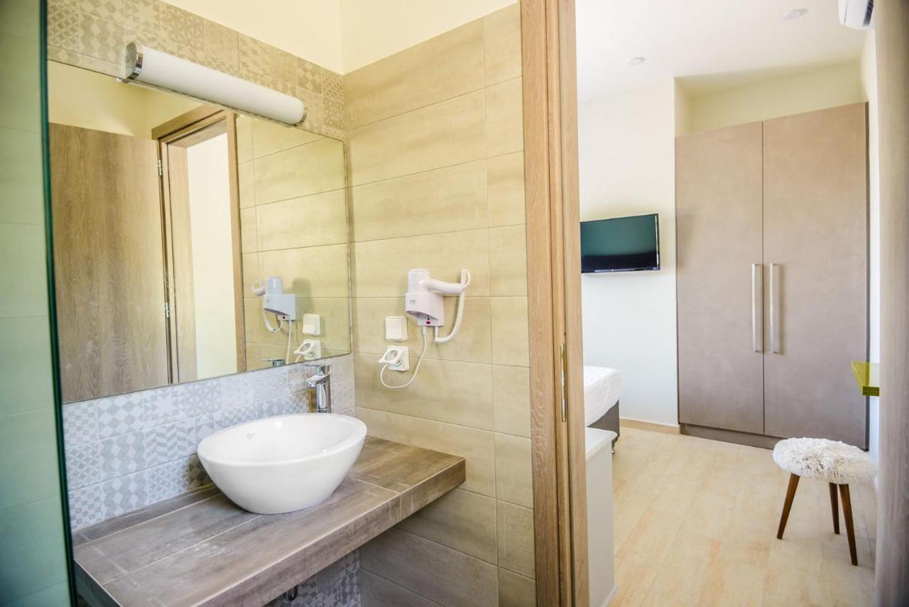 Tzogias Apartments Pan Λάσση Εξωτερικό φωτογραφία