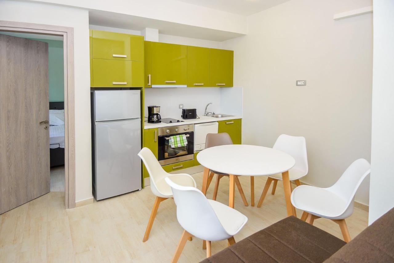 Tzogias Apartments Pan Λάσση Εξωτερικό φωτογραφία