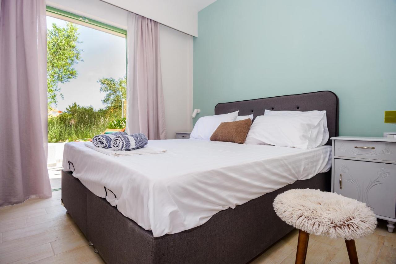 Tzogias Apartments Pan Λάσση Εξωτερικό φωτογραφία